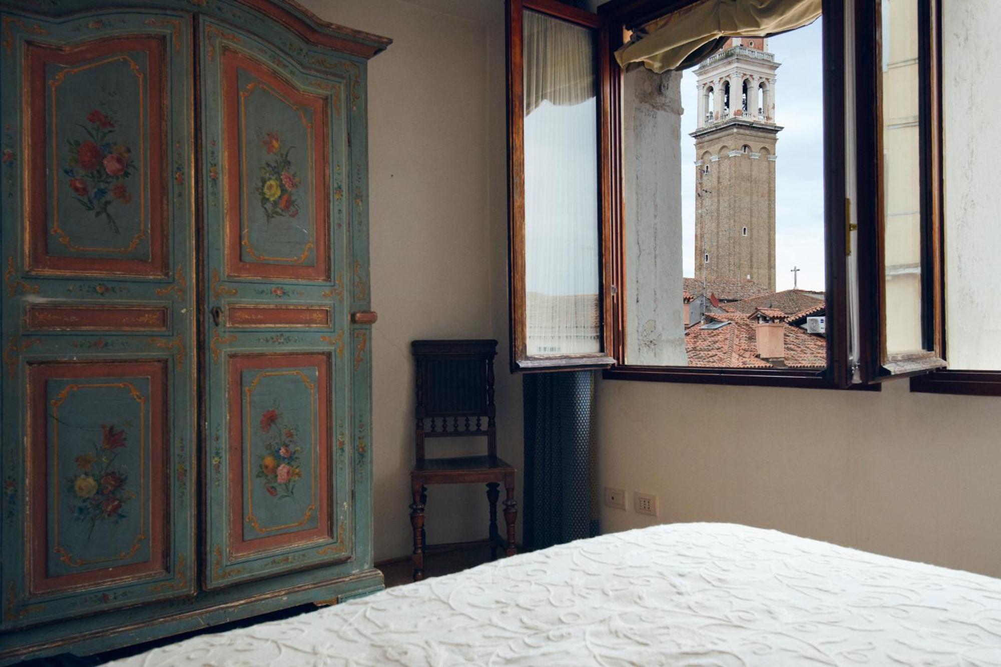 Aparthotel Palazzo Contarini Della Porta Di Ferro Venezia Esterno foto