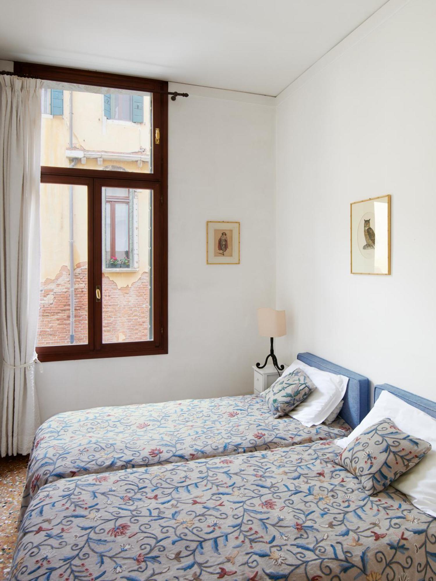 Aparthotel Palazzo Contarini Della Porta Di Ferro Venezia Esterno foto
